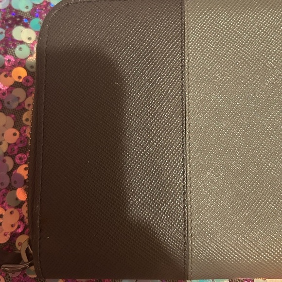 Prada Two Tone Grey Saffiano Leather Wallet - Picture 7 of 8